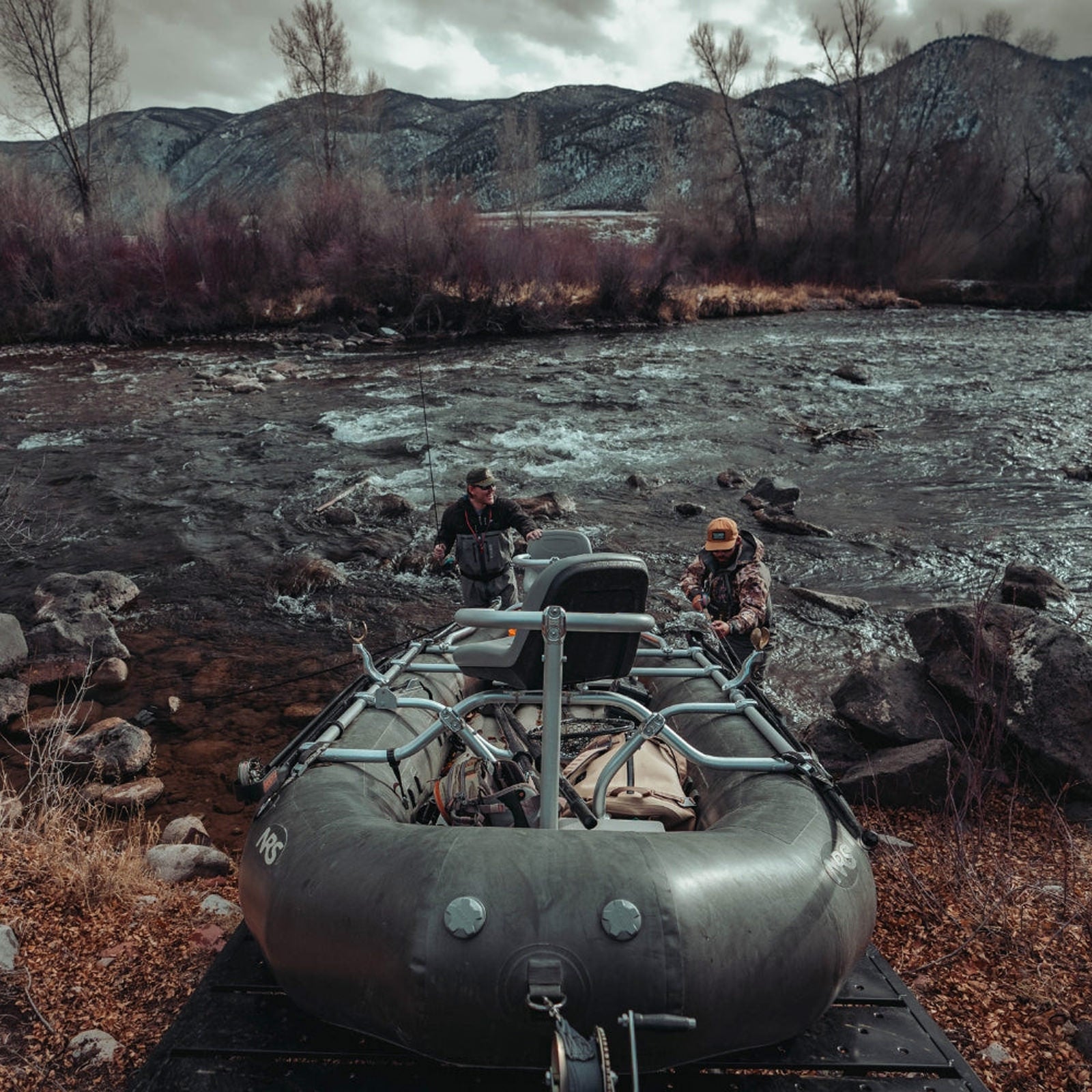Floats, Tubes, Rafts & Accessories