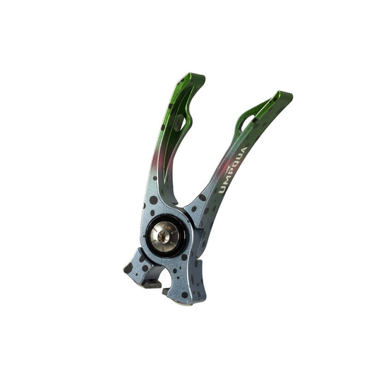 Umpqua River Run Nipper w/ Lanyard