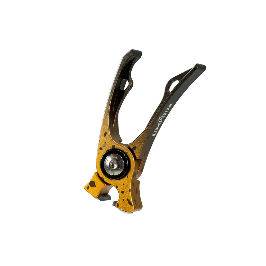 Umpqua River Run Nipper w/ Lanyard