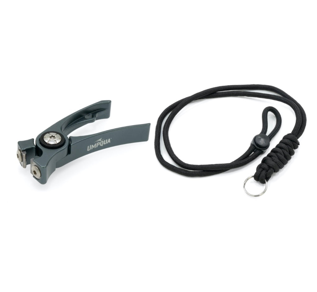 Umpqua River Run Nipper w/ Lanyard