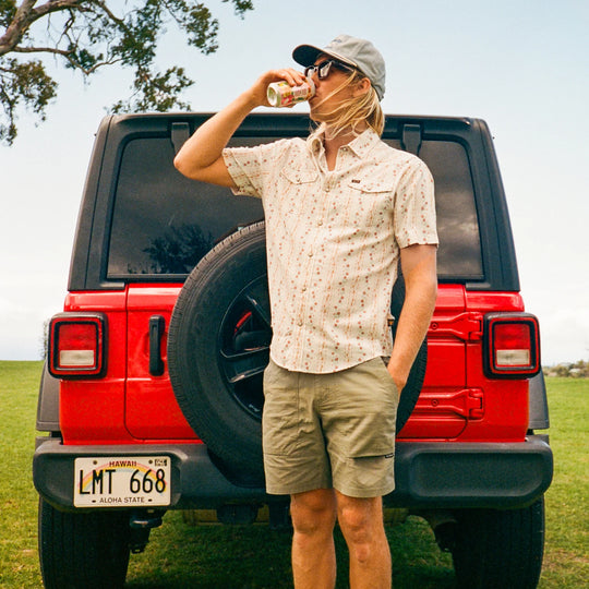 Howler Bros. H Bar Snapshirt- Hibiscus Ribbons: Riverbed Oxford
