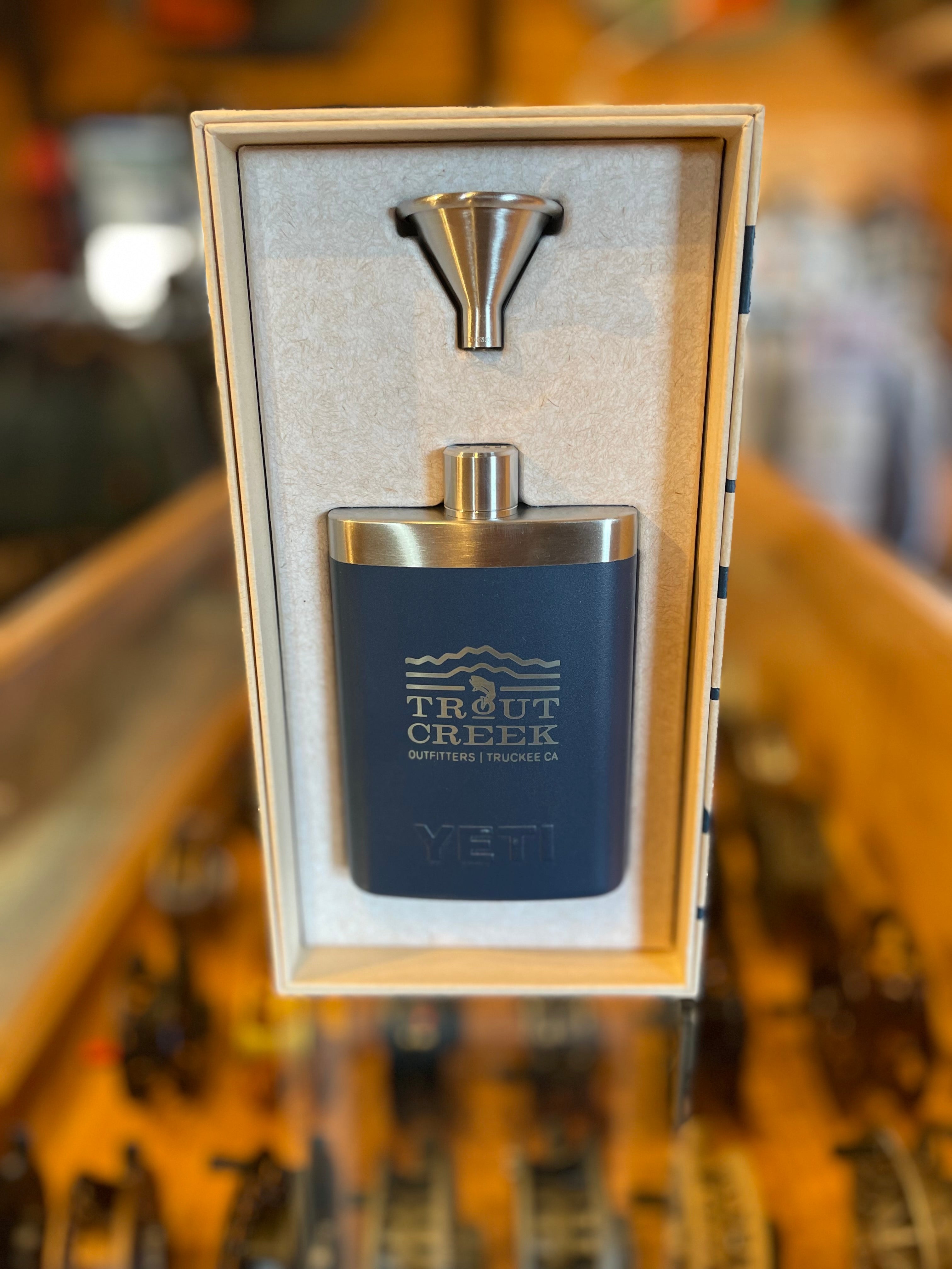 YETI FLASK & FUNNEL 7oz 207ml イエティ フラスク Yeti Flask w/ Funnel (Navy Blue, 7 oz 207 ml) [NEW - open-box